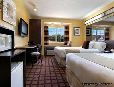 Microtel Inn & Suites By Wyndham Franklin Exterior photo